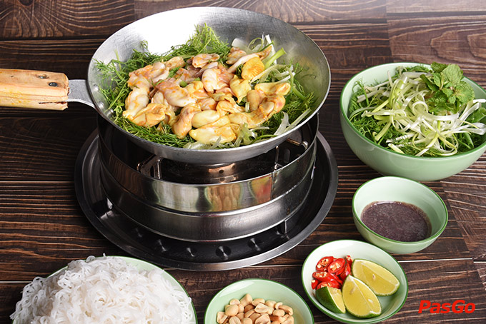 Nhà hàng Chả Cá Ngon Royal City 3